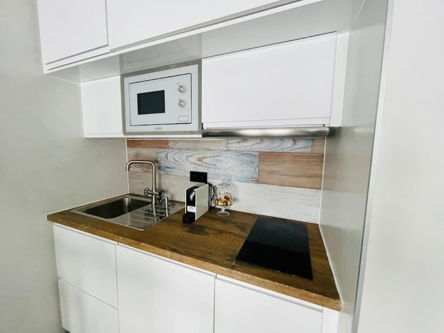 Estudio Pie De Pista-vistas-wiffi-netfli Hut 7353 Apartamento