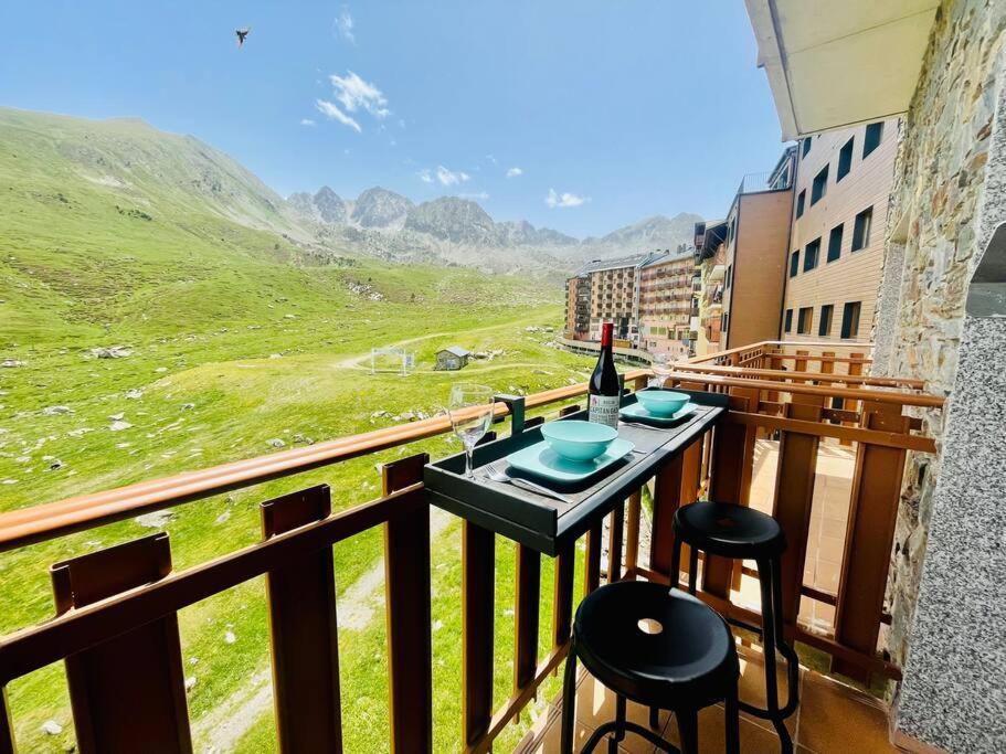 Apartamento Estudio Pie De Pista-vistas-wiffi-netfli Hut 7353 Pas De La Casa